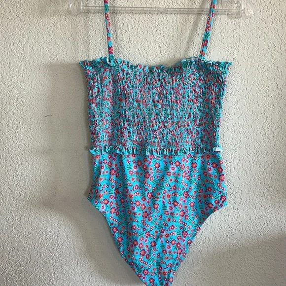 SOLID & STRIPED The Vera Smocked One-piece Swimsuit In Ditsy Floral - Picture 8 of 10